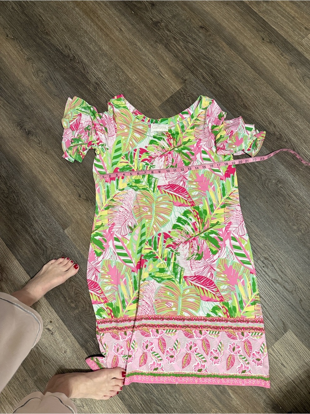 Women's Dress. This is available!